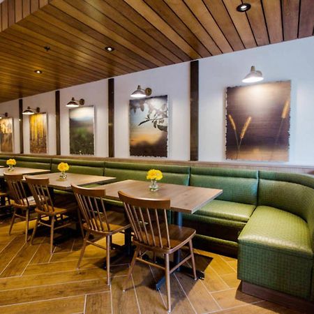 Fairfield Inn & Suites By Marriott Philadelphia Broomall/Newtown Square Zewnętrze zdjęcie