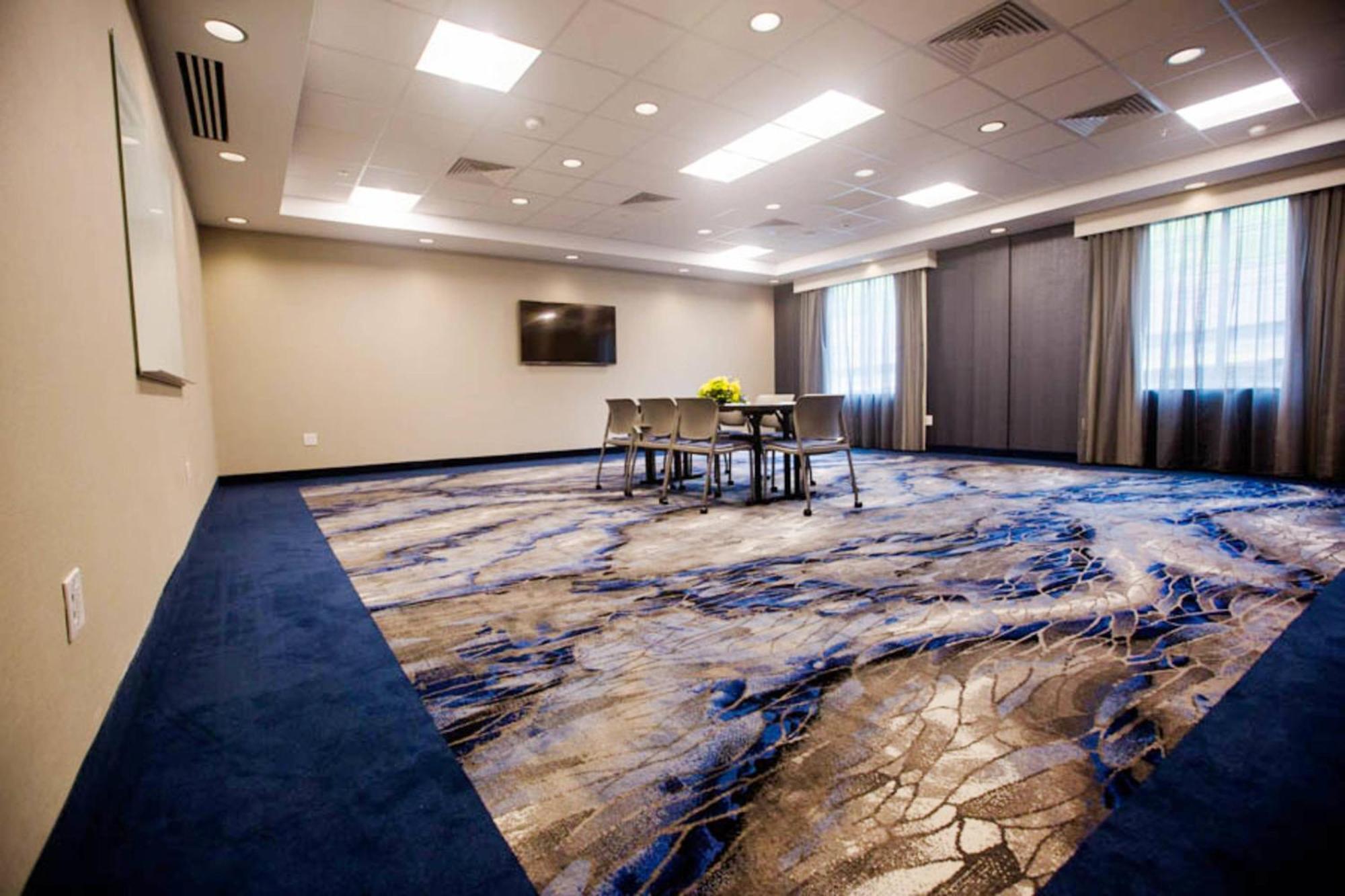 Fairfield Inn & Suites By Marriott Philadelphia Broomall/Newtown Square Zewnętrze zdjęcie