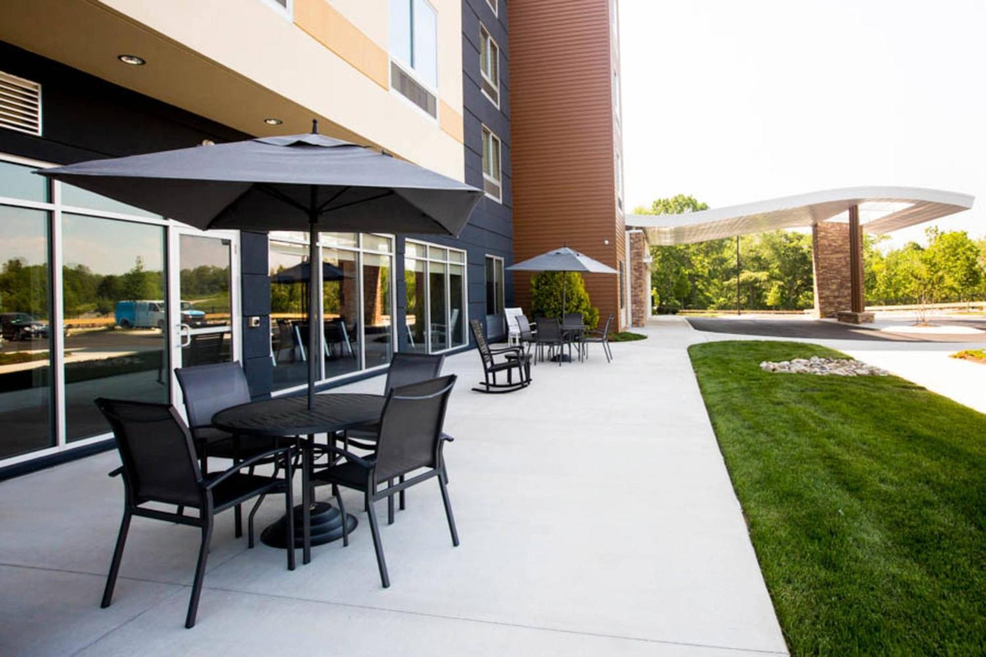 Fairfield Inn & Suites By Marriott Philadelphia Broomall/Newtown Square Zewnętrze zdjęcie